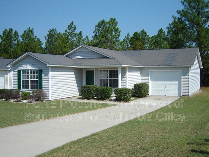 Columbia House: 218 Sterling Cross Dr