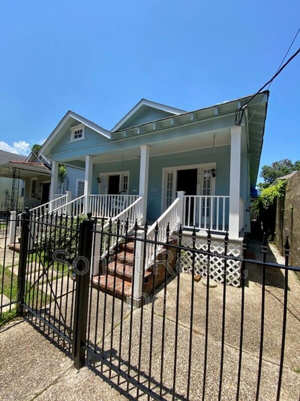 New Orleans Condo: 1928 Burdette Street