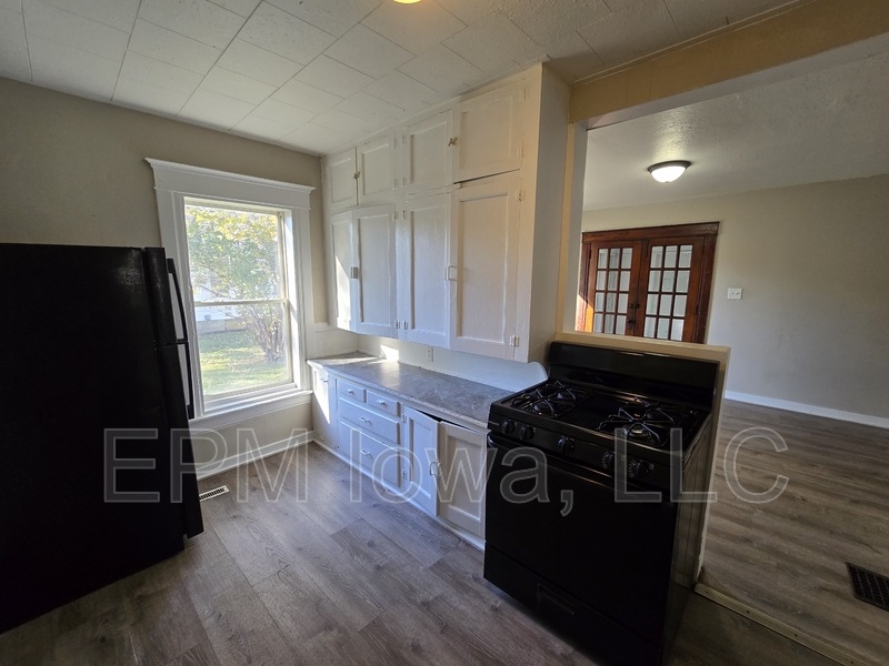 Waterloo House: 109 Summit Avenue