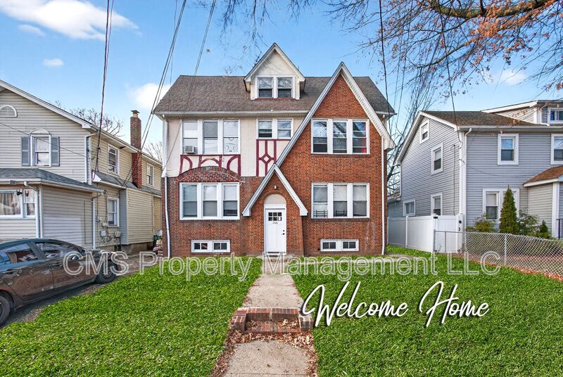 Roselle Condo: 706 Chestnut St.