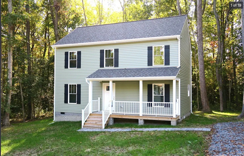 Chester House: 16208 Pauline Ave