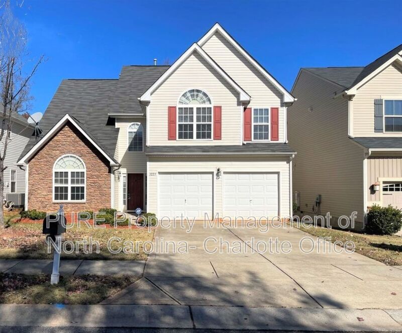 Charlotte House: 3223 Erwin Trace Dr