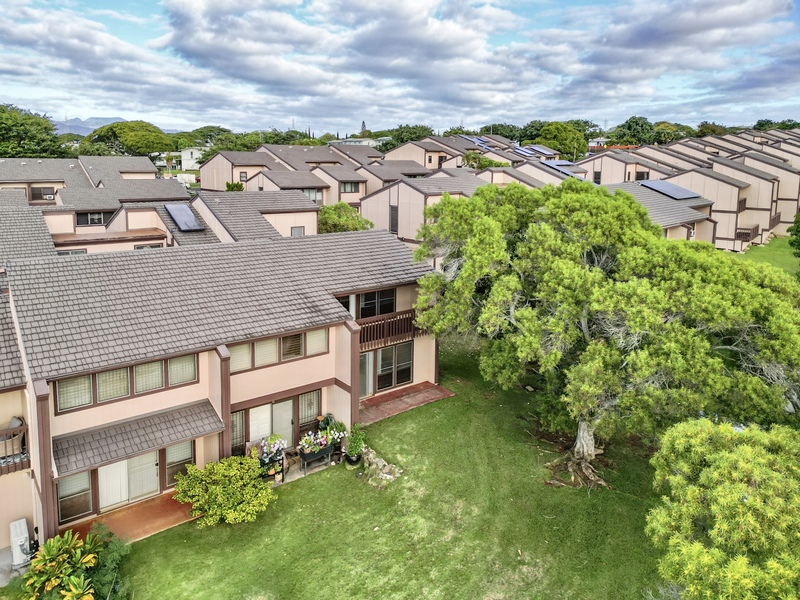 Pearl City Condo: 98-1421 Kaahumanu Street