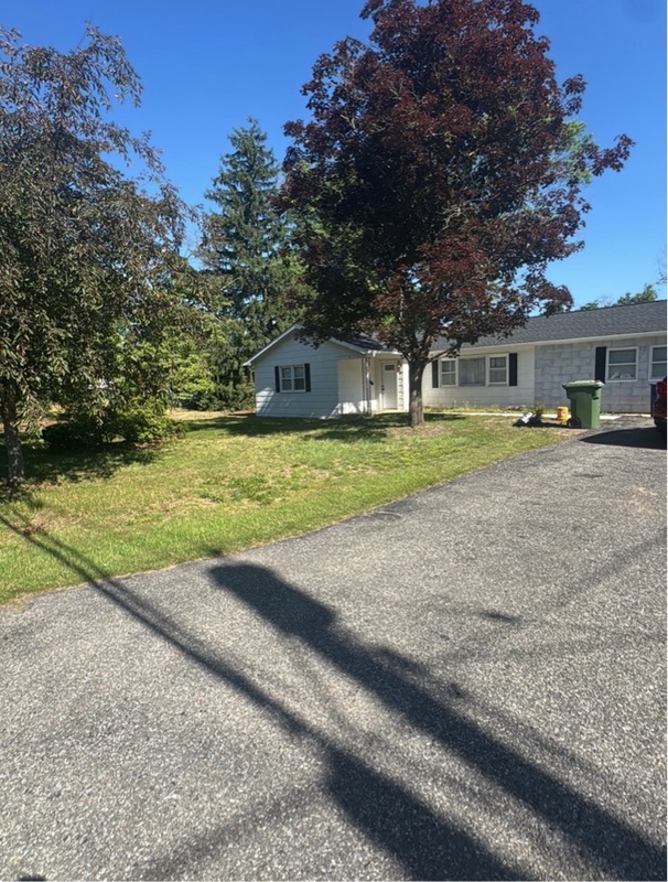 Mariton House: 1 Spruce Lane