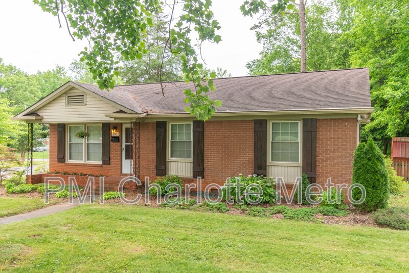 Charlotte House: 1301 Pierson Drive