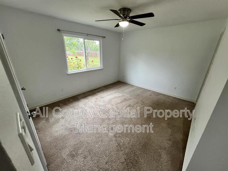 Main Rental Photo 16