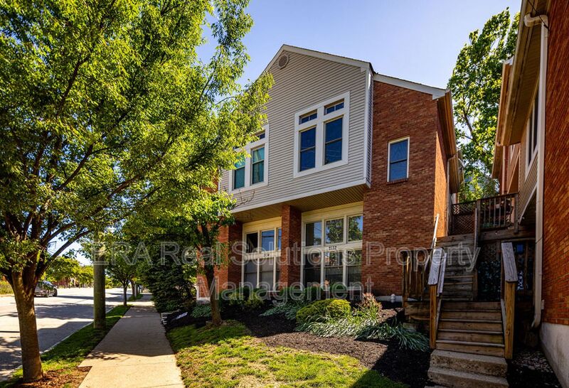 CIncinnati Condo: 2132 Gilbert Ave.