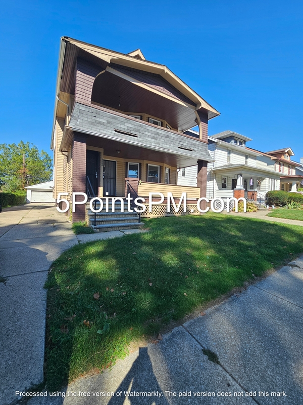 Garfield Heights Condo: 4684 Horton Road - 2
