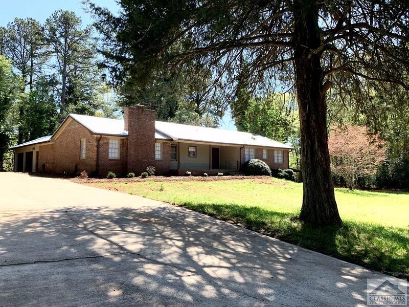 Watkinsville House: 1040 Carol Drive