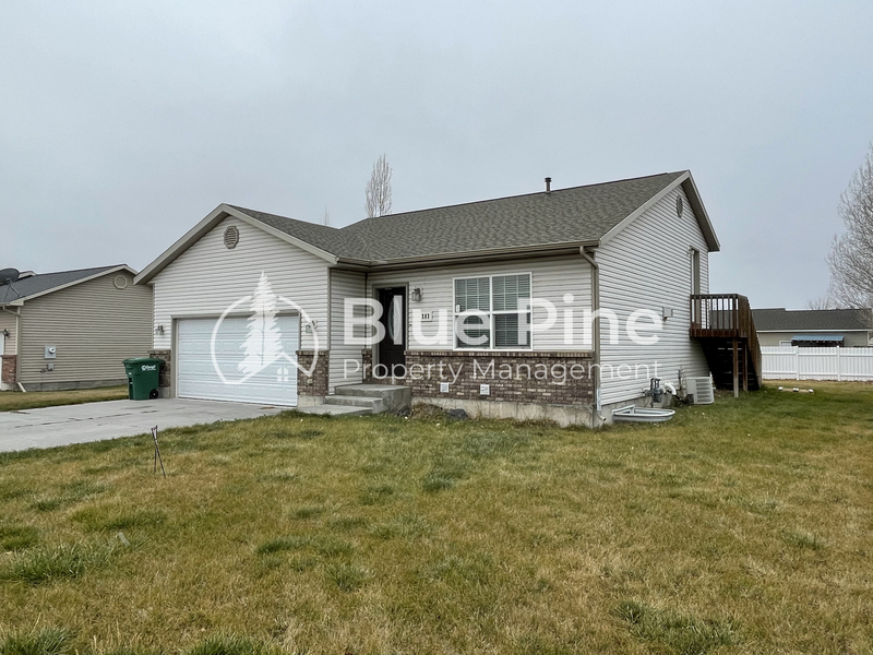 Idaho Falls House: 283 Kimberly Drive