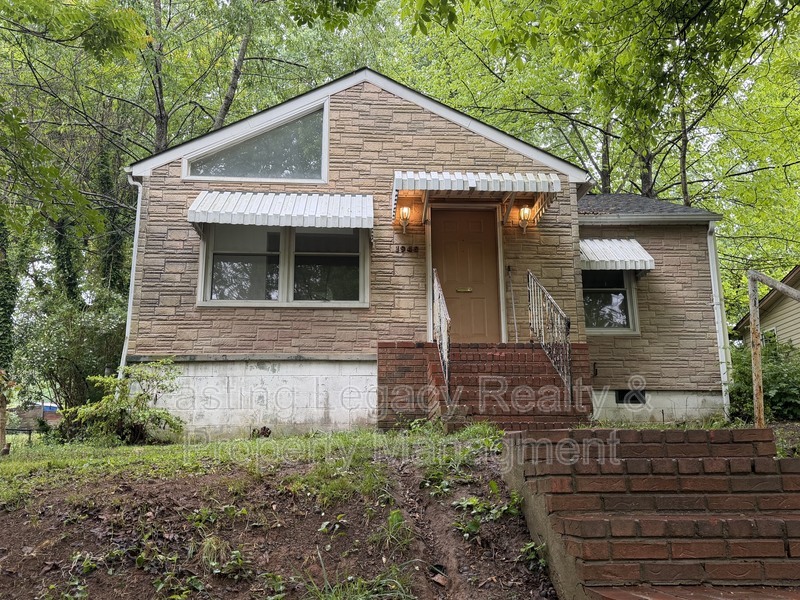 Winston Salem House: 1948 Maryland Ave