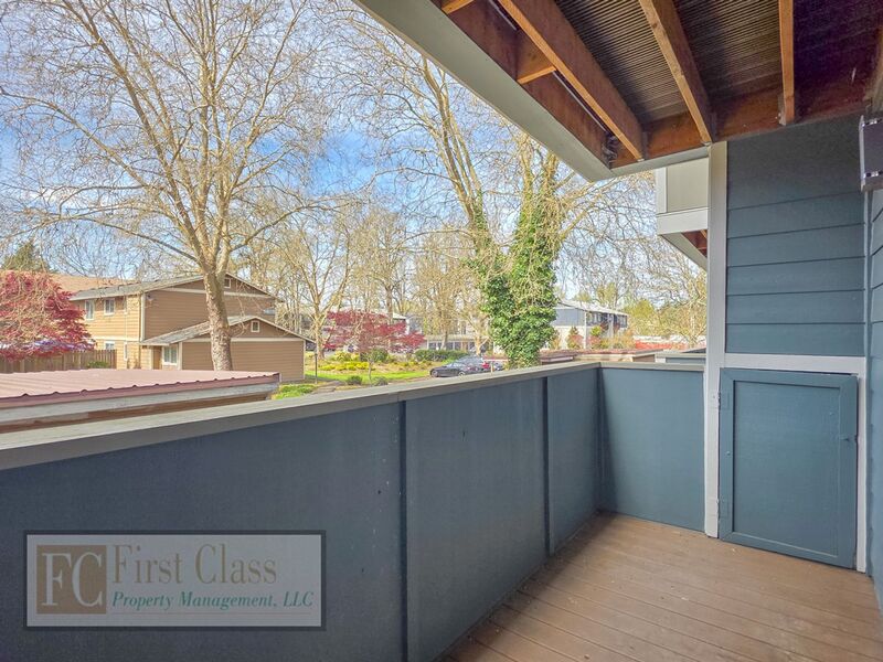 BEAVERTON Condo: 17150 SW HERITAGE COURT