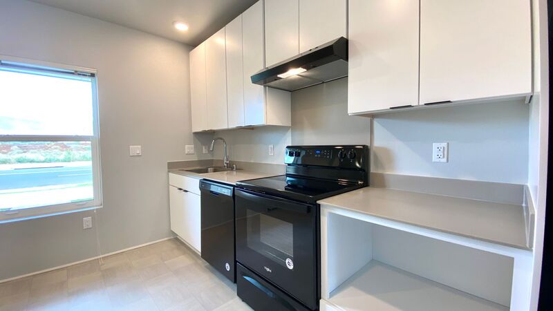 Ewa Beach Condo: 91-3617 Kamolehonua Street