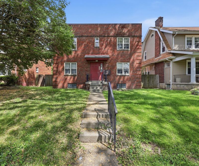 Columbus House: 1048 BERKELEY RD