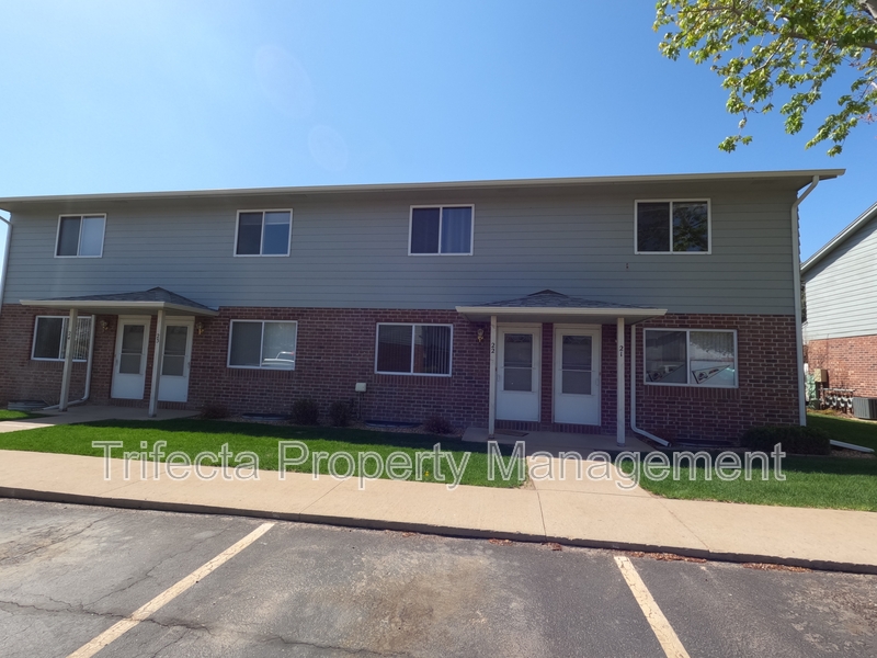 Greeley Townhome: 2121 35th Avenue, Unit 16