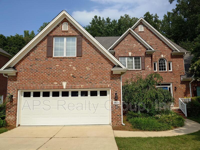 Clemmons House: 2865 Gray Moss Drive