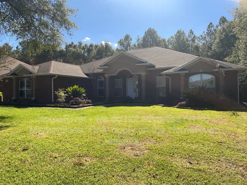 Crestview House: 2604 Butterfly Aly