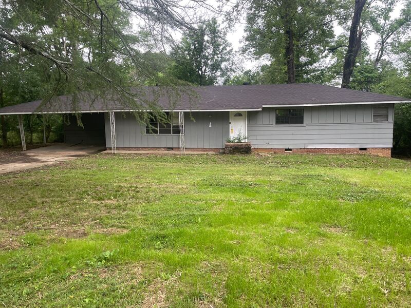 Jackson House: 2718 East Benwood Drive- NEW