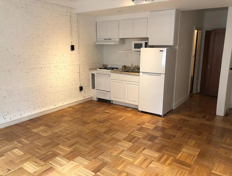 Boston Condo: 56 Commonwealth Ave
