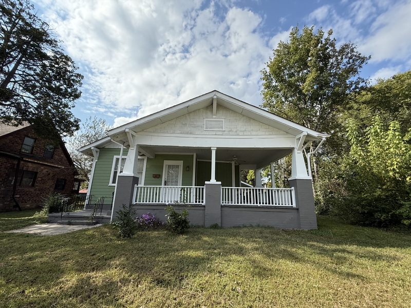 Knoxville House: 3003 Martin Luther King Junior Avenue