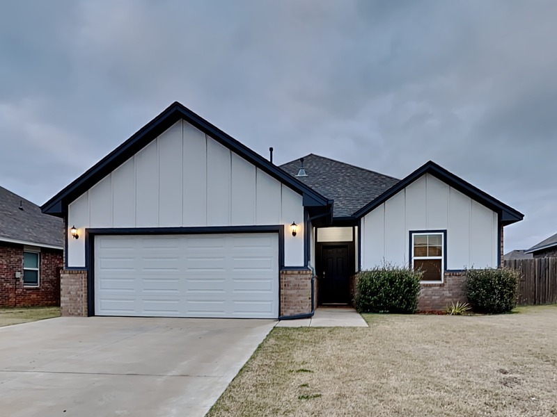 Yukon House: 14308 Peach Tree Dr
