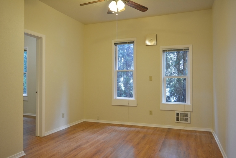 PORTLAND House: 2704 NE SANDY BLVD