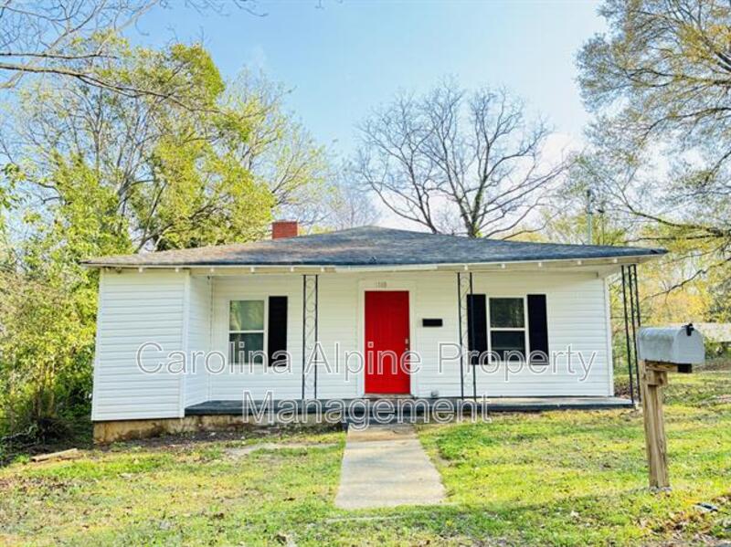Gastonia House: 1110 Sykes St