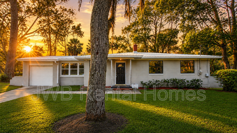 Jacksonville House: 1526 Ribault Scenic Dr