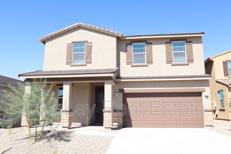 Marana House: 10652 W Filbert St