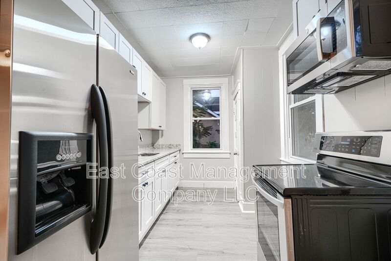 3 Bedroom Apartment – 5510 Edna Ave 2nd Floor, Baltimore, MD