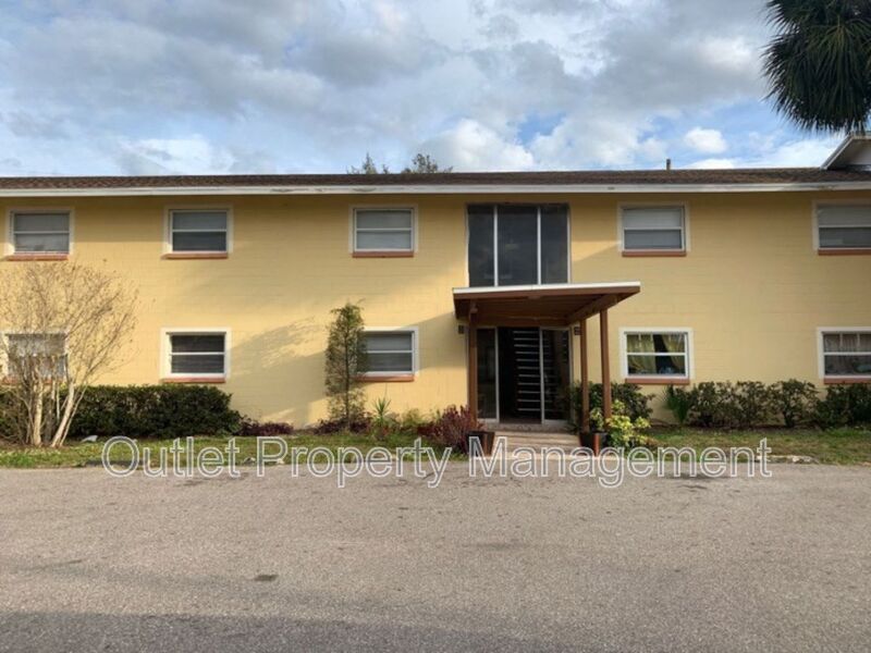 Orlando Condo: 5885 Dahlia Dr