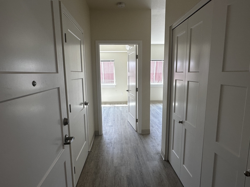 Medford Condo: 1935 Table Rock Rd