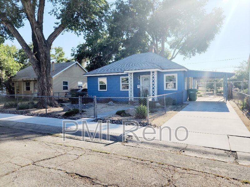 Sparks House: 321 Fodrin Way