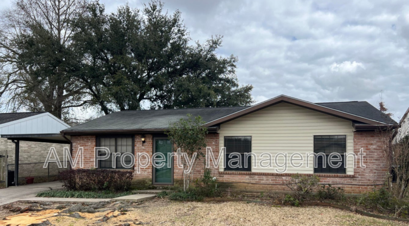 Lafayette House: 402 Thompson Drive