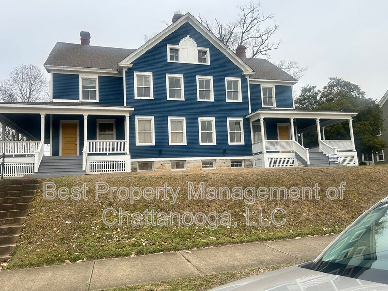 Fort Oglethorpe House: 209 Barnhardt Circle