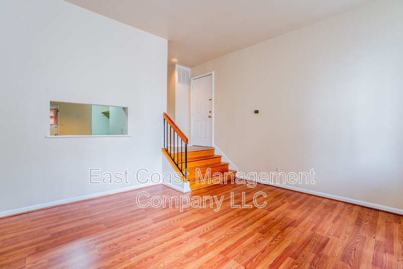Baltimore Condo: 1502 E Baltimore St