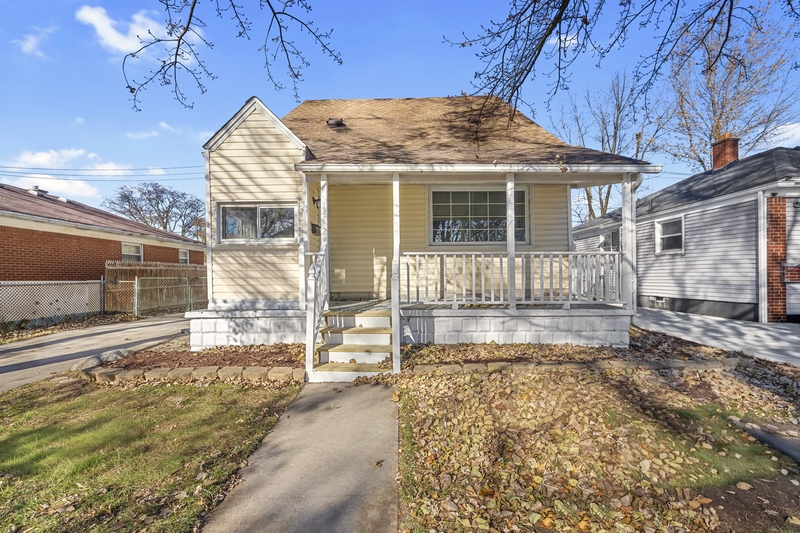 Lincoln Park House: 1312 Pagel Ave.