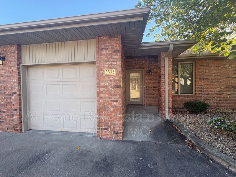 Ozark Condo: 5595 N 17th