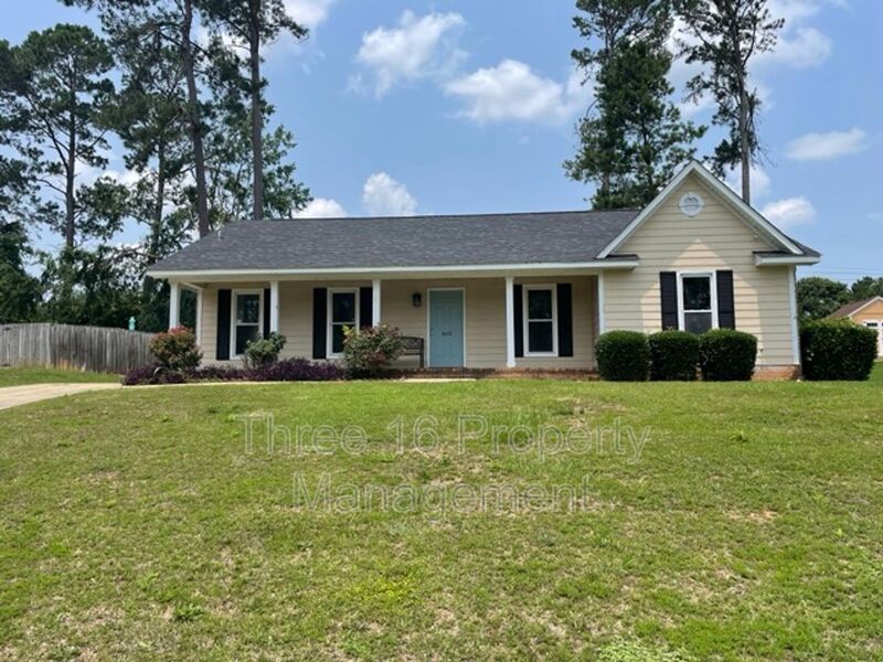 Evans House: 4207 Fairfield Cir