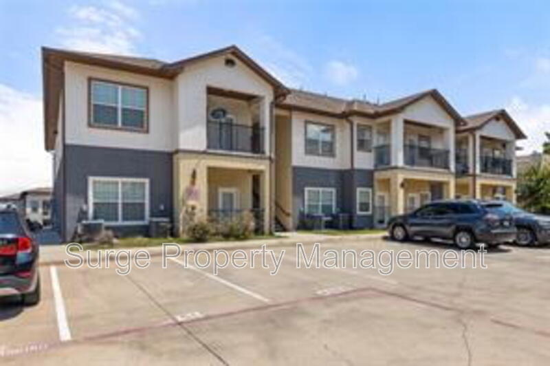 Euless Condo: 13601 Pinnacle Circle