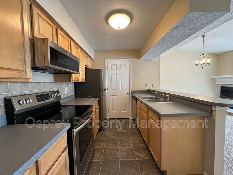 Welcome to this charming 2-bedroom, 2-bathroom Condo! 