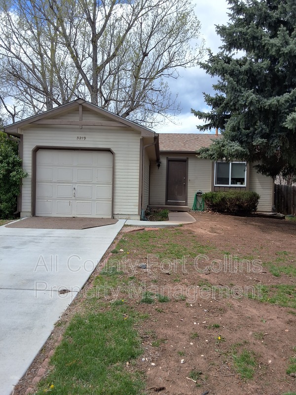 Fort Collins House: 3219 Laredo Ln