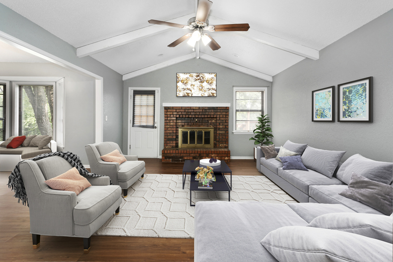 Lee's Summit House: 3513 NE Stanton St