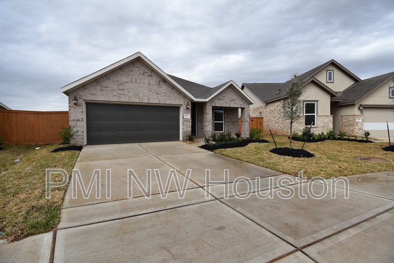 Katy House: 6303 Golden Seaton Dr