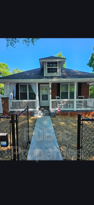 Charlotte House: 1813 Brewton St