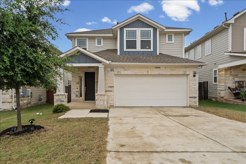 Georgetown House: 136 Free Stone Dr