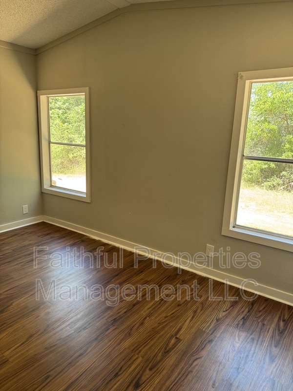 Tyler House: 6101 CR 210