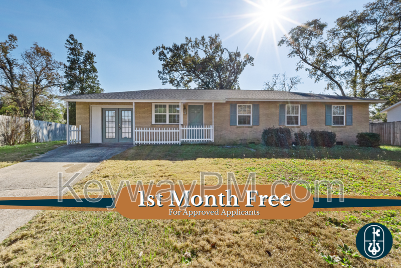 Augusta House: 2021 Fernwood Circle