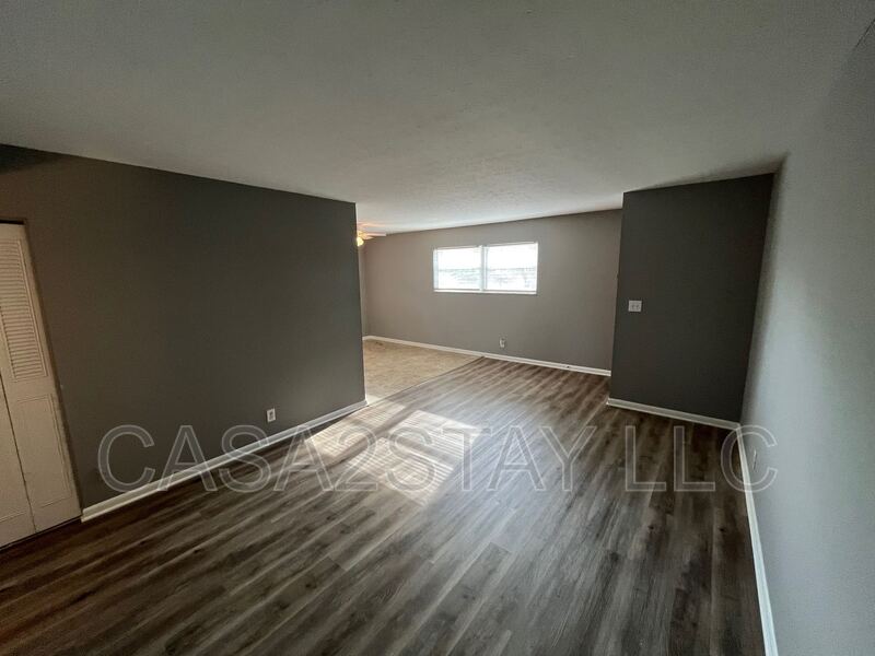 Louisville Condo: 2219 Rockford Lane