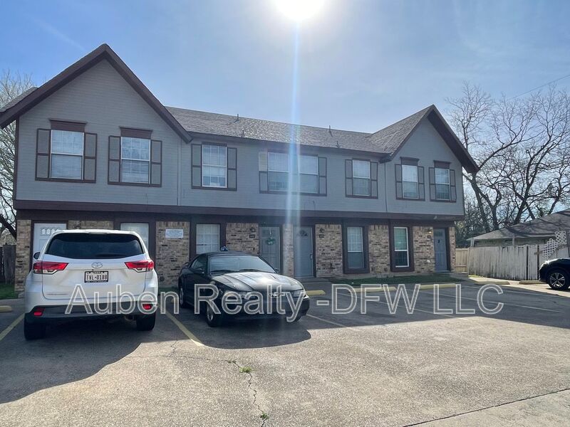 Irving House: 1404 Shufford Street